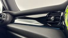 MINI Hatchback 135kW Cooper S Level 2 33kWh 3dr Auto Electric Hatchback